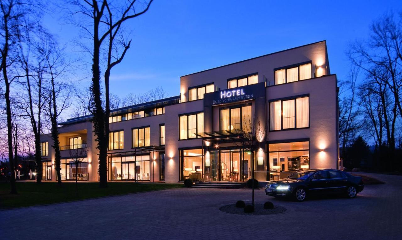 Relais & Chateaux Hotel Burg Schwarzenstein Geisenheim Exteriör bild